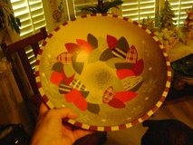 Christmas Wreath Wooden Serving Bowl - From Bed, Bath, & Beyond in Kingwood, Texas
